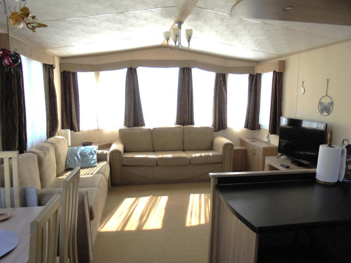 The Wolds: The Wolds:- 6 Berth, Heated Apartment Ingoldmells