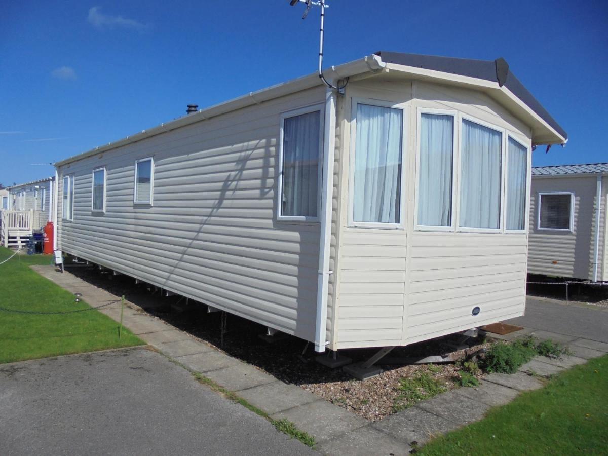 The Wolds: The Wolds:- 6 Berth, Heated * Ingoldmells