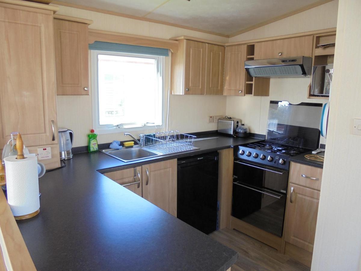 Apartment The Wolds: The Wolds:- 6 Berth, Heated